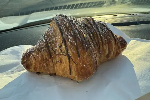 Morden's Bakery & Cafe photo 2